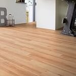 Análisis de los mejores electrodomésticos para cuidar tu suelo de cocina de madera